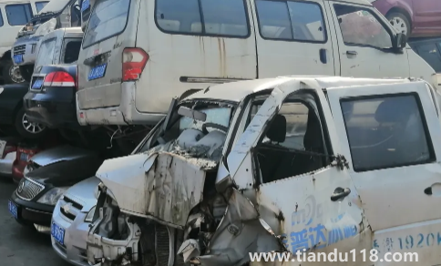 報(bào)廢車車牌可以過戶給別人嗎(車報(bào)廢了車牌怎么處理)(圖1) 報(bào)廢車車牌可以過戶給別人嗎1