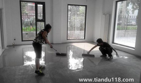 100平方做自流平多少錢(自流平水泥開裂起殼怎樣修復)(圖2) 100平方做自流平多少錢2