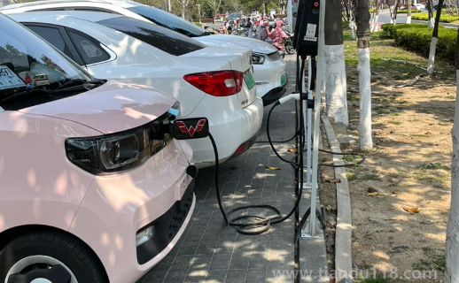 慢充充電樁充滿了會(huì)自動(dòng)斷電嗎（沒(méi)有家用充電樁怎么選擇）